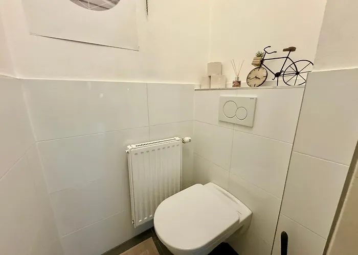 Apartment Happy Near Airport - Free Parking