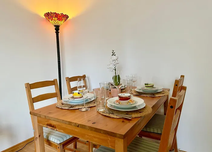 Apartment Happy Near Airport - Free Parking *