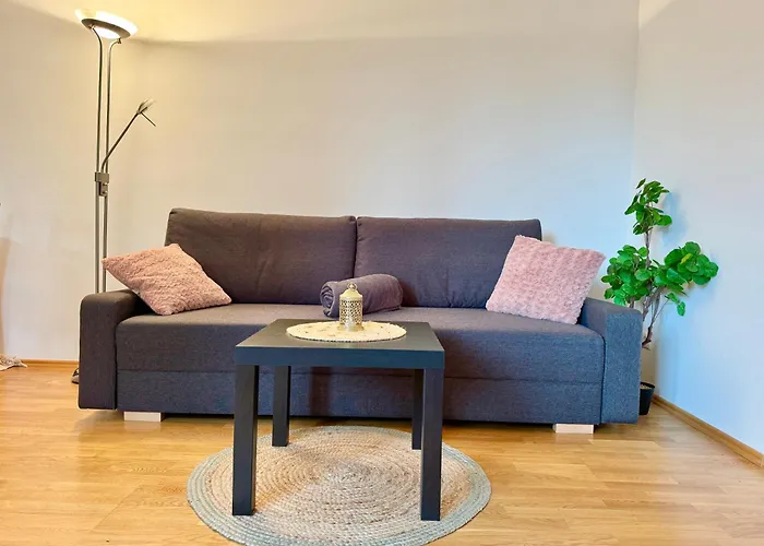 Apartment Happy Near Airport - Free Parking Schwechat